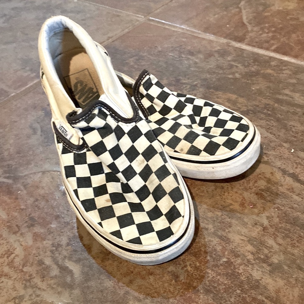 Vans Black/White Checkered woman’s US SZ 5.5